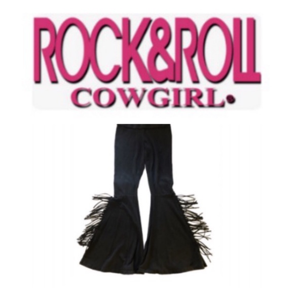 Rock & Roll Cowgirl Denim - Rock & Roll Cowgirl Stretch/Flare/Fringe Black Pants Size M